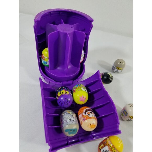 Mighty Beanz Collectible Toy Capsule With 16 Beans Tuff Bean Hulk Hogan - Picture 2 of 16